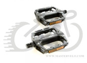 Педали Green Cycle GPD-M401, алюминивые со стальными шипами, шариковые подшипники, ось 9/16" бористая сталь (размер 108х100х24) 404 грамм