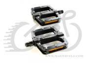 Педалі Green Cycle GPD-M402, алюмінієві зі стальними шипами, кулькові підшипники, вісь 9/16" бориста сталь (розмір 110х102х21) 454 грам